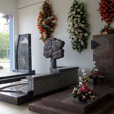 Monuments Funéraires, une originalité
et une personnalisation